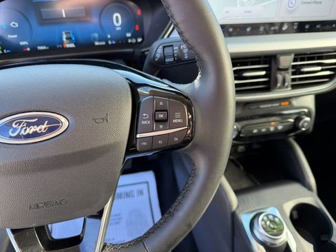 Used 2024 Ford Escape Platinum w/ Premium Technology Package image 36