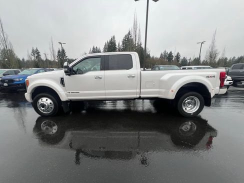 Used 2019 Ford F450 Limited image 9