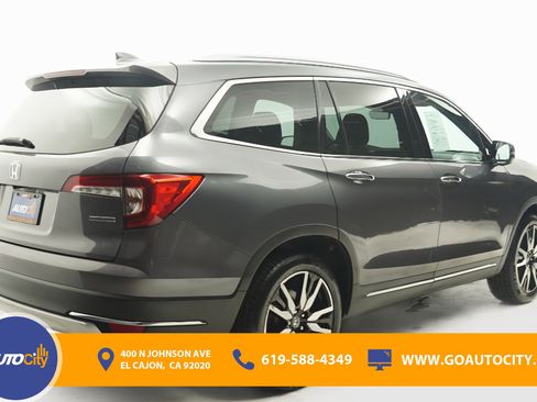 Used 2019 Honda Pilot Touring image 6