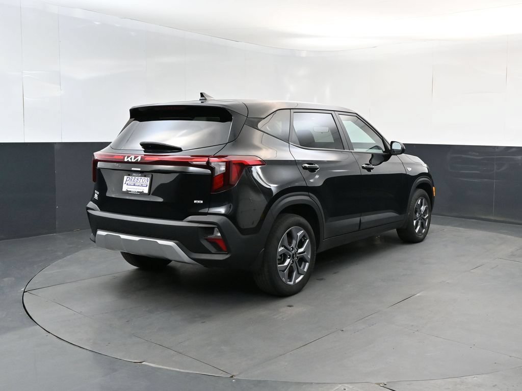 Certified 2024 Kia Seltos LX AWD/4WD image 5
