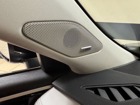 New 2026 Mitsubishi Outlander SE image 13