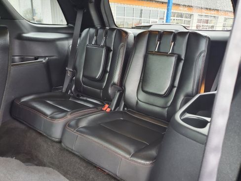 Used 2018 Ford Explorer Sport w/ Equipment Group 401A image 28