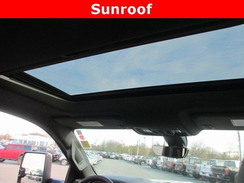 Used 2022 GMC Sierra 2500 Denali w/ Denali Ultimate Package image 15