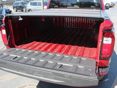 New 2026 GMC Canyon Elevation w/ Convenience Package image 55