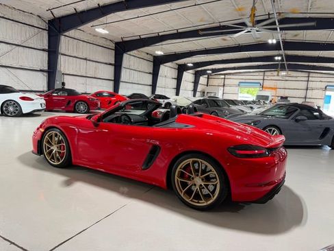 Used 2022 Porsche 718 Boxster Spyder RWD image 99
