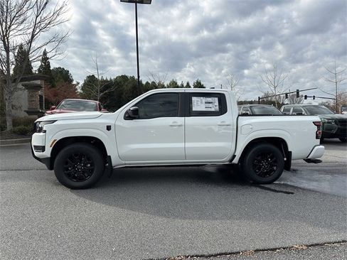 New 2026 Nissan Frontier SV image 5