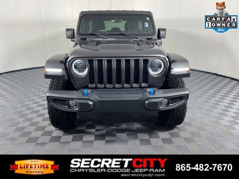 Used 2023 Jeep Wrangler Unlimited Rubicon 4xe w/ Cold Weather Group AWD/4WD image 2