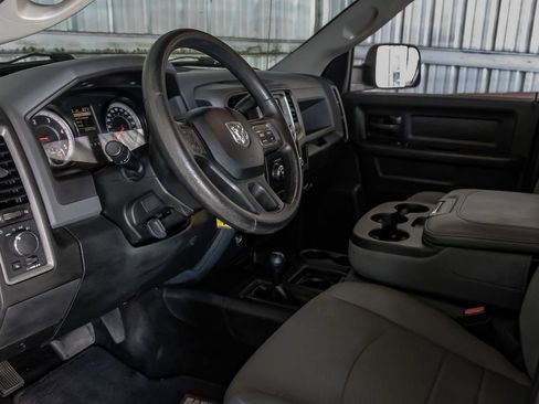 Used 2017 RAM 3500 Tradesman w/ Chrome Appearance Group AWD/4WD image 14