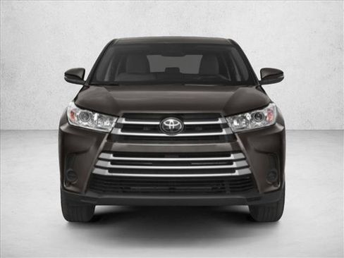 Used 2019 Toyota Highlander Plus image 12