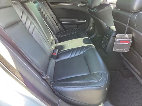 Used 2023 Chrysler 300 C RWD image 20