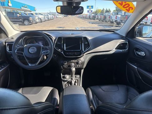 Used 2022 Jeep Cherokee Limited image 14