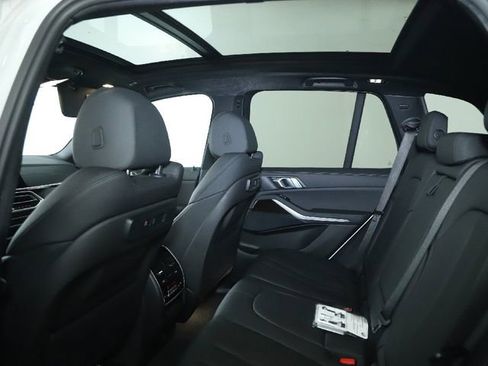 Used 2021 BMW X5 xDrive40i w/ Convenience Package image 32