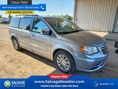 Used 2015 Chrysler Town & Country Touring-L w/ Driver Convenience Group FWD image 5