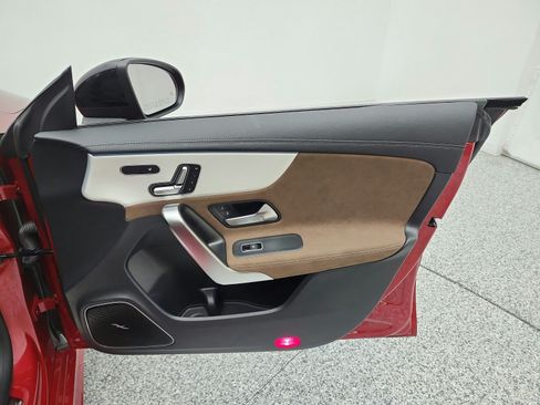 Certified 2025 Mercedes-Benz CLA 250 4MATIC image 21