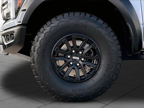Used 2025 Ford F150 Raptor AWD/4WD image 10