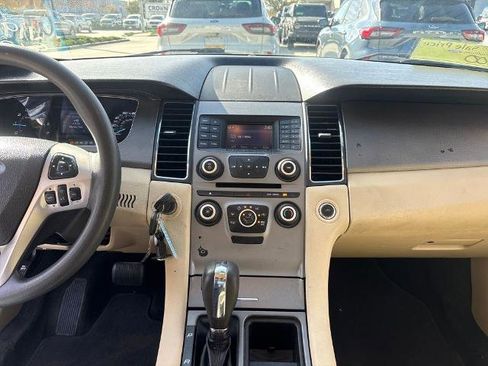 Certified 2017 Ford Taurus SE image 23