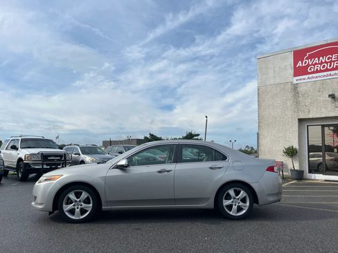Used 2010 Acura TSX Sedan FWD image 2