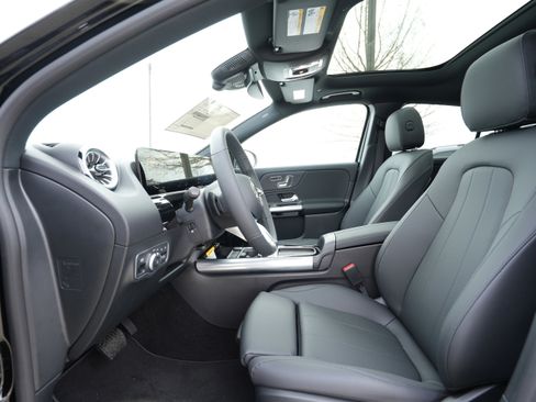 New 2026 Mercedes-Benz GLA 250 GLA 250 image 36