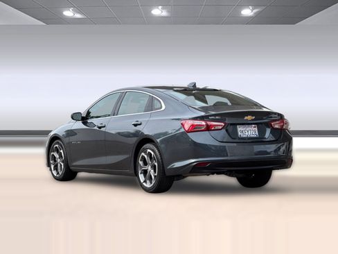 Used 2021 Chevrolet Malibu LT FWD image 3