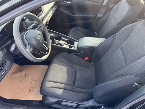 Certified 2023 Honda Accord LX image 9