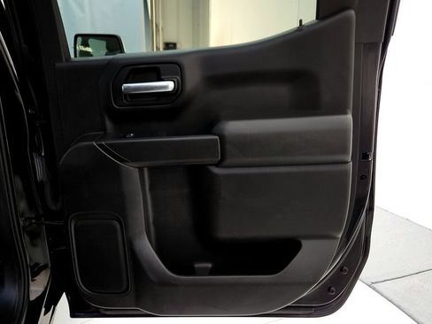 Used 2019 Chevrolet Silverado 1500 LT w/ All-Star Edition AWD/4WD image 19