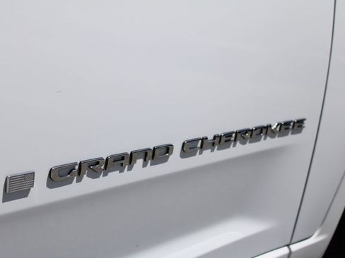 Used 2022 Jeep Grand Cherokee L Overland AWD/4WD image 24