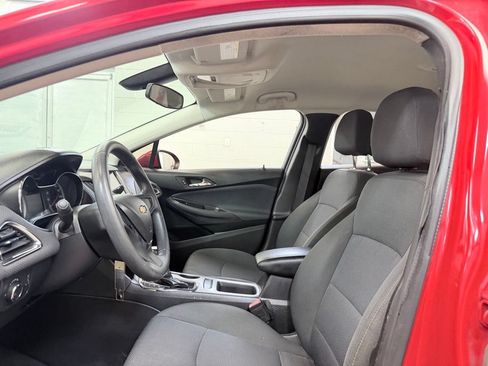 Used 2017 Chevrolet Cruze LS FWD image 14