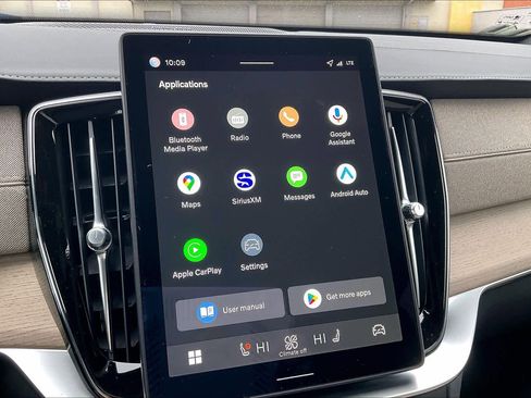 New 2026 Volvo XC90 B6 Plus w/ Protection Package Premier image 21