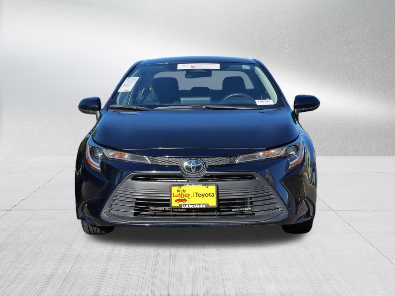 Certified 2025 Toyota Corolla LE FWD image 2