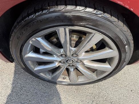 Used 2010 Jaguar XF Premium RWD image 26