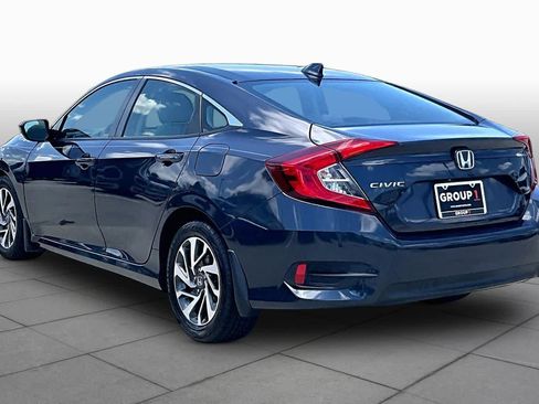 Used 2018 Honda Civic EX image 11