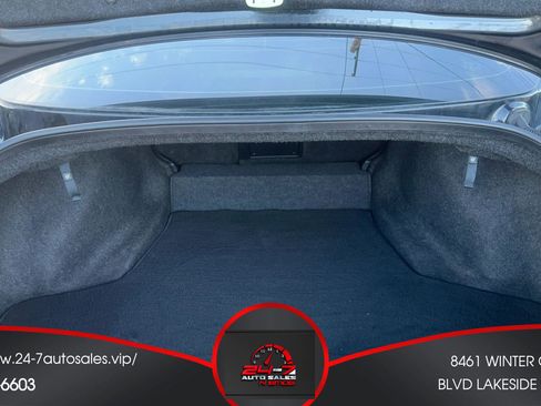 Used 2018 INFINITI Q50 Luxe w/ Essential Package (3.0T Luxe) image 8