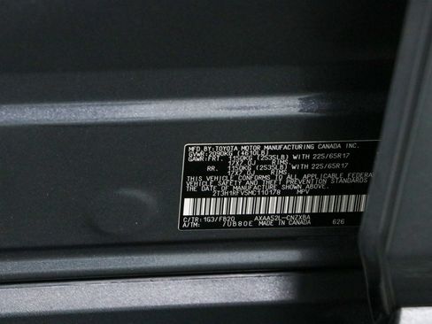 Used 2021 Toyota RAV4 LE FWD image 31