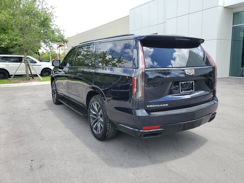 Used 2021 Cadillac Escalade ESV Sport w/ Driver Assist Tech Package AWD/4WD image 3