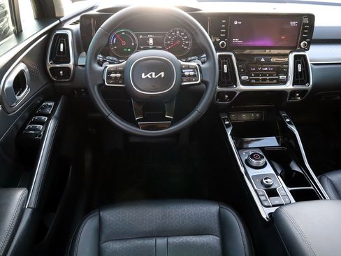 Used 2022 Kia Sorento SX image 23