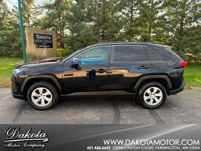 Used 2021 Toyota RAV4 LE w/ Carpet Mat Package (TMS) AWD/4WD image 1