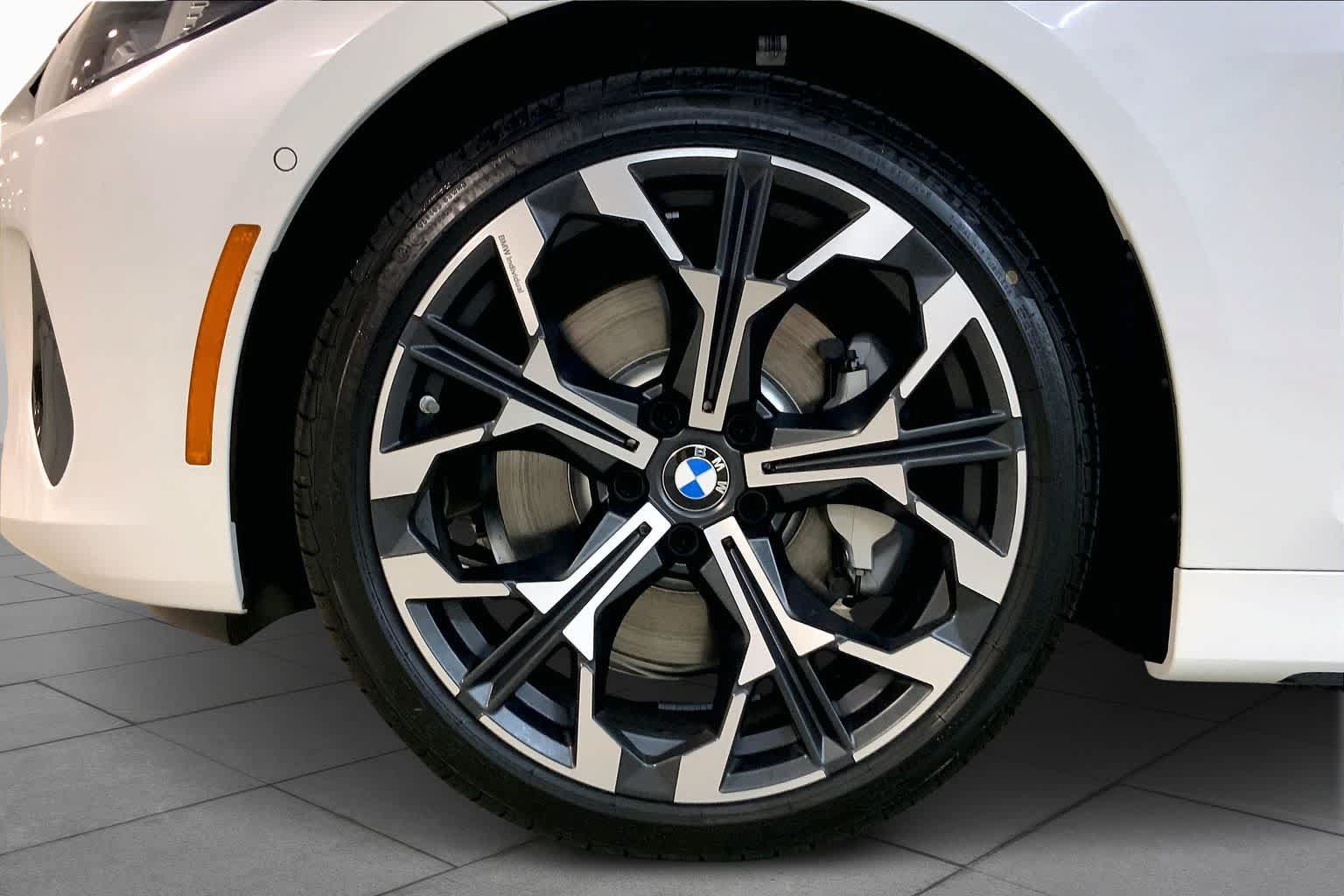 New 2026 BMW 430i xDrive Coupe w/ Premium Package AWD/4WD image 11