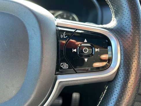 Used 2018 Volvo XC90 T5 R-Design w/ Convenience Package image 29