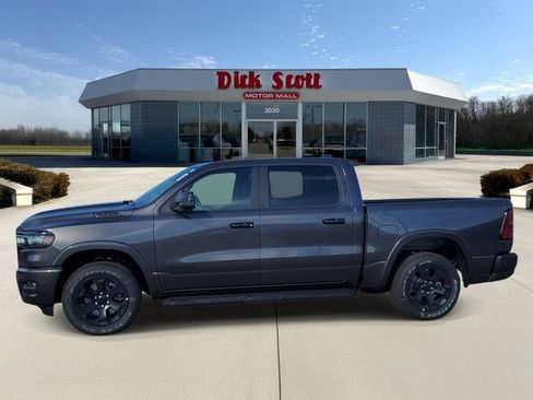 New 2026 RAM 1500 Big Horn AWD/4WD image 5