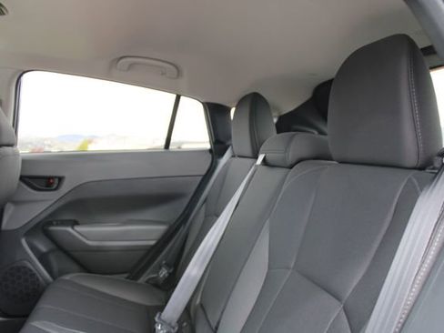 Used 2025 Subaru Crosstrek 2.0i Premium AWD/4WD image 17