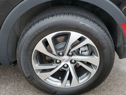 Used 2022 Buick Envision Essence w/ Technology Package I image 33