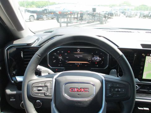 New 2026 GMC Sierra 1500 SLT w/ SLT Premium Plus Package AWD/4WD image 24