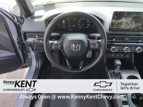 Used 2025 Honda Civic Sport image 16