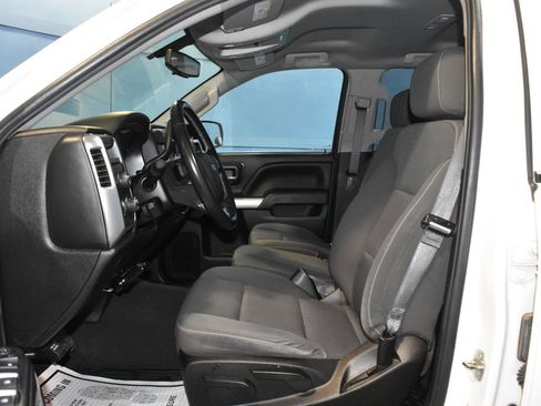 Used 2019 Chevrolet Silverado 1500 LT image 6