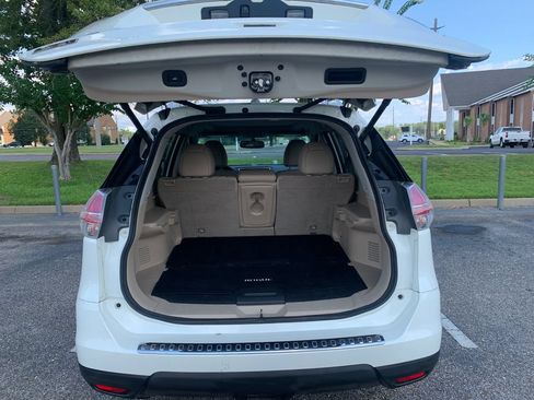 Used 2016 Nissan Rogue SL w/ SL Premium Package FWD image 7