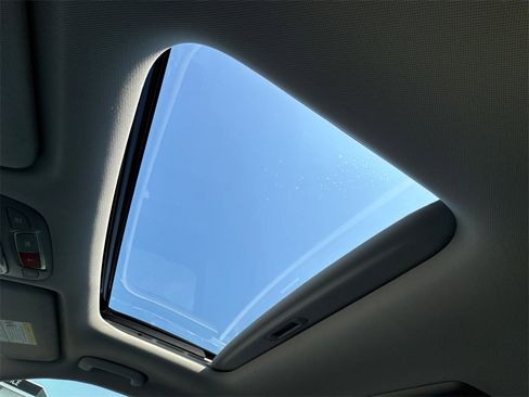 Used 2024 Kia Telluride S w/ S Sunroof Package image 32