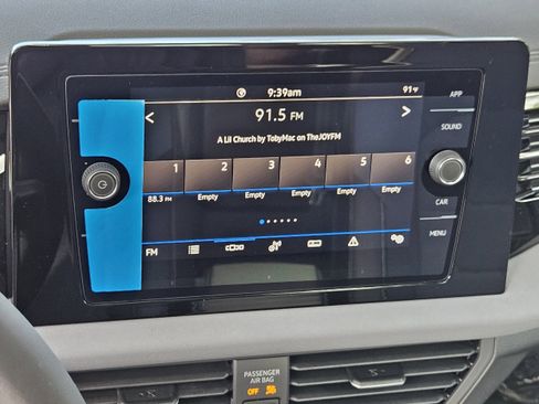 New 2025 Volkswagen Jetta SE image 24