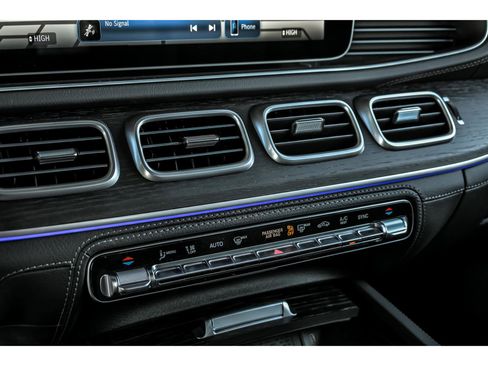 Certified 2026 Mercedes-Benz GLE 450 4MATIC image 18