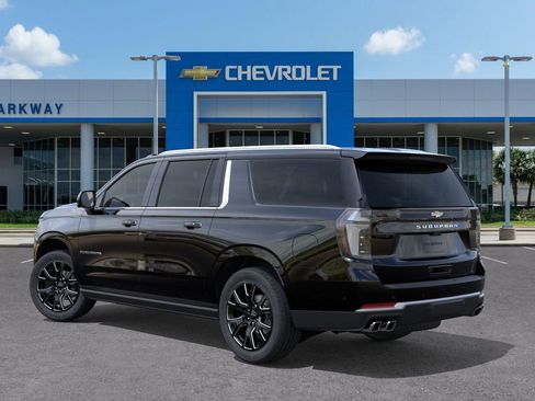 New 2026 Chevrolet Suburban High Country RWD image 3