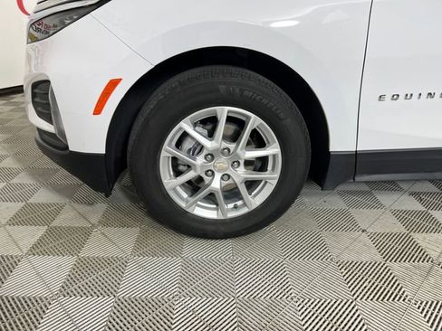 Used 2024 Chevrolet Equinox LT image 24